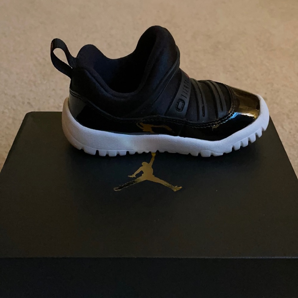 Jordan Retro 11 Flex